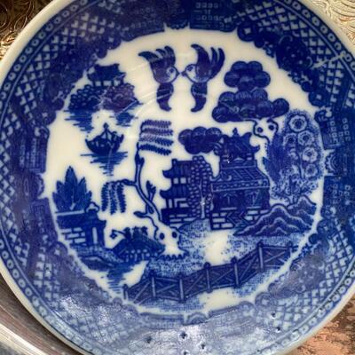 Vintage Blue Willow Childâ€™s China Tea Set