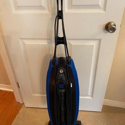 Oreck Magnesium Vacuum Cleaner