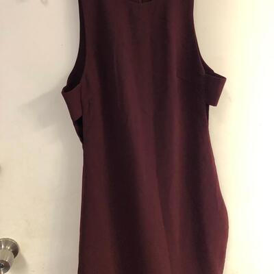 Bishop & Young sleeveless side cut dress size large