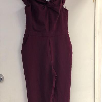 Adelyn Rae sleeveless tie front jumpsuit size medium 