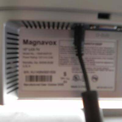 LOT 14   13" MAGNAVOX TV