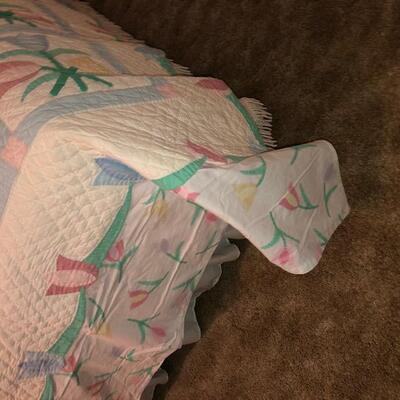 Lot 82 Quilt with Tulip Decorations Queen Size, Applique & Hand work.  