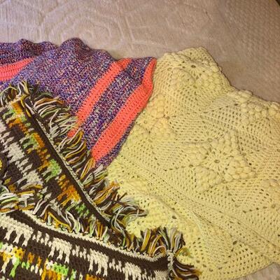 Lot 85 Group of Hand Made Pillows & Blankets Knitted Crocheted Poly Fabric