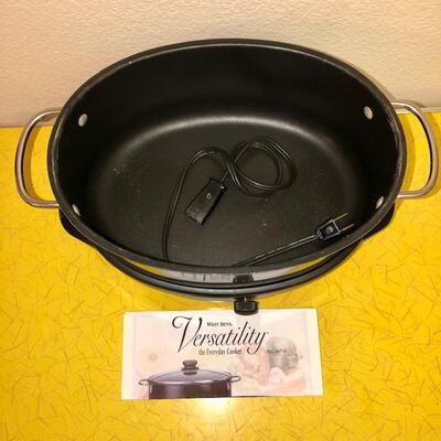 Lot 114 West Bend "Versatility" Slow Cooker