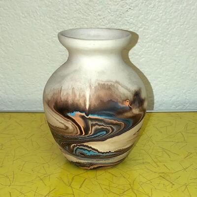 Lot 120 Vintage Nemadji Pottery Vase Swirl Decoration 5"