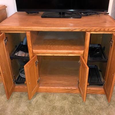 Lot 122 Wood TV Cabinet