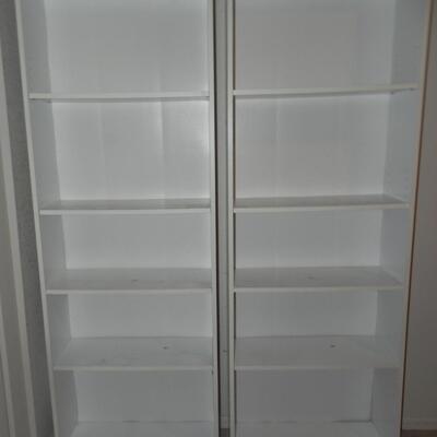 LOT 18    2 MATCHING WHITE SHELVING