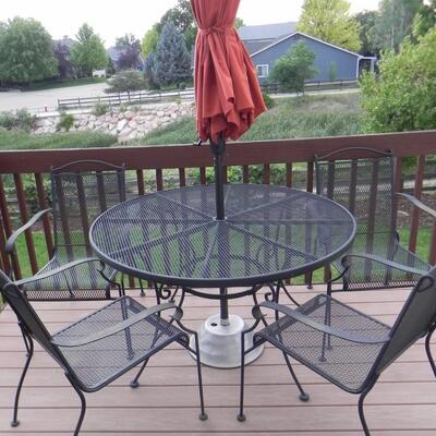 LOT 13  PATIO SET WITH UMBRELLA
