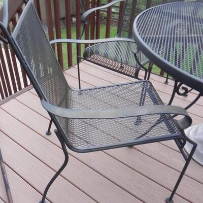 LOT 13  PATIO SET WITH UMBRELLA