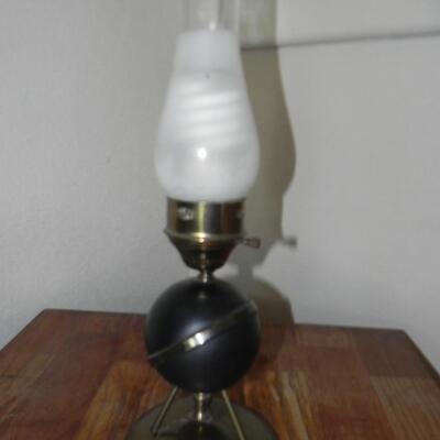 LOT 20  HURRICAN LAMP AND TABLE
