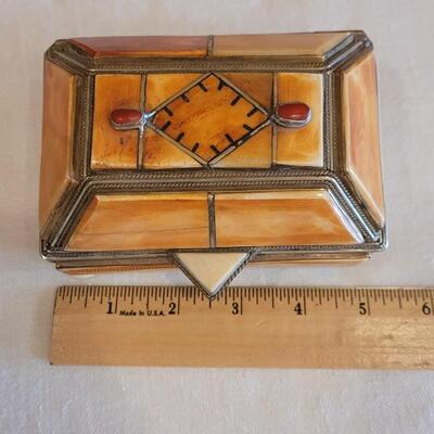 Lot 1: Multi Stone Trinket Box