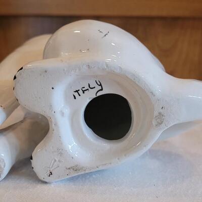 Lot 7: Porcelain Cat - Made in Italy (has some chips)