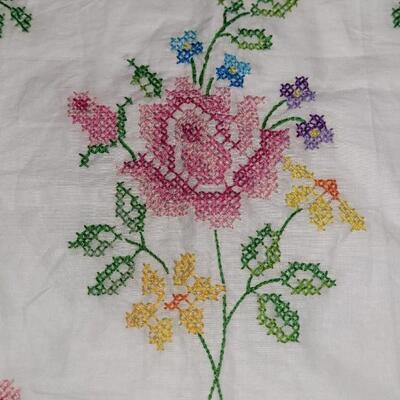 Lot 8: Cross Stitched Pillow Case (case has not been sewn together)