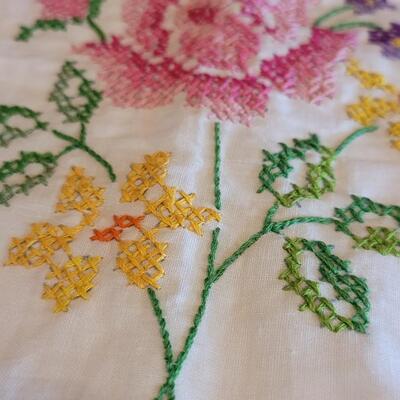 Lot 8: Cross Stitched Pillow Case (case has not been sewn together)