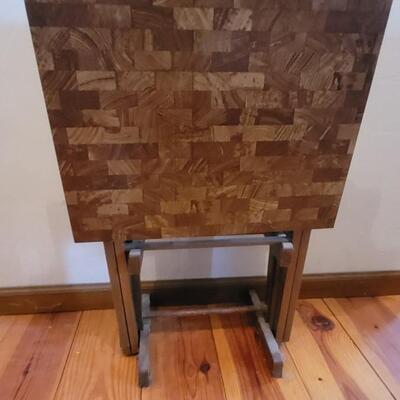 Lot 13: Vintage Meal Trays (3 with th stand)