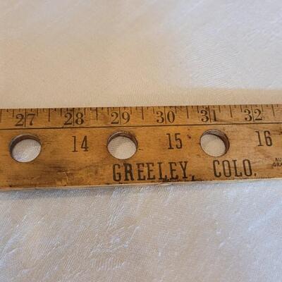 Lot 16: Vintage Parr Auto Parts in Greeley Yard Stick