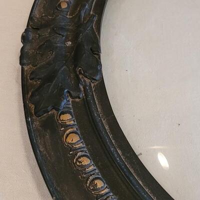 Lot 19: Antique Bubble Glass Wood Picture Frame with Oak Leaf Motif