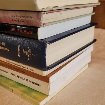 Lot 29: Russian Book Lot