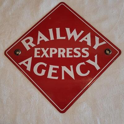 Lot 36: 1920's Porcelain 12" Railroad Express Agency