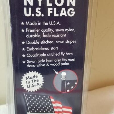 Lot 47: Nylon U.S. Flag 