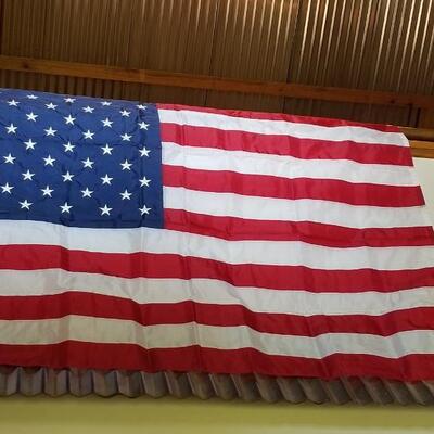 Lot 50: U.S. Flag 3'11" Ã— 6'