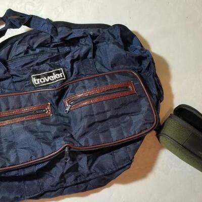 Lot 60: Zip Pouch Duffel Bag