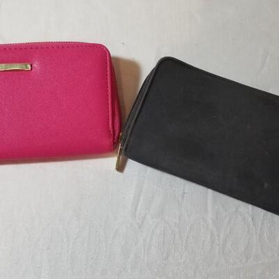 Lot 61: (2) Wallets
