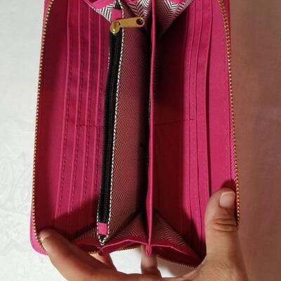 Lot 61: (2) Wallets