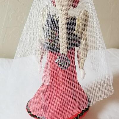 Lot 77: Vintage Tree Small Topper 