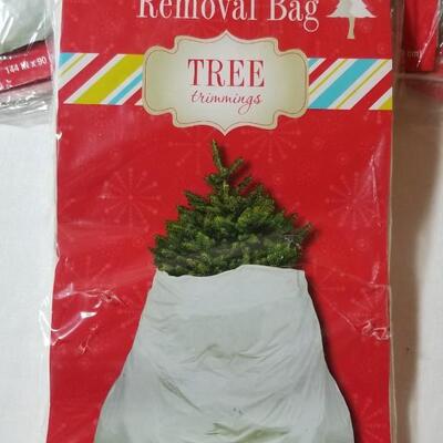 Lot 81: Christmas Tree Removal Bags