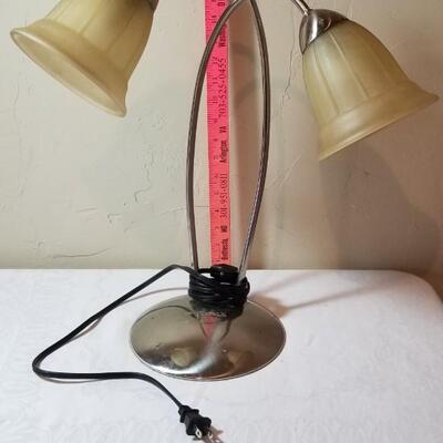 Lot 87: Double Lamp