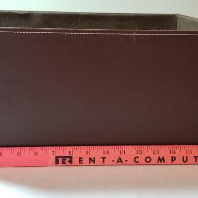 Lot 89: Storage Box