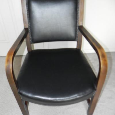 LOT 33  LEATHER ARM CHAIR