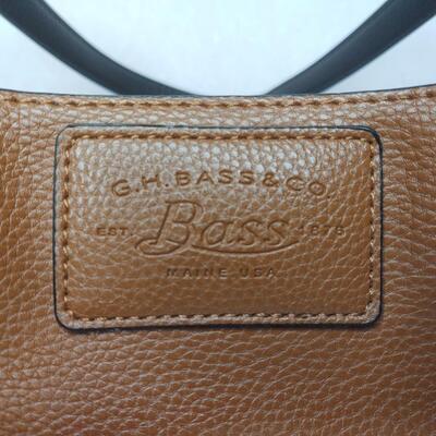 32 - Bass Leather Handbag
