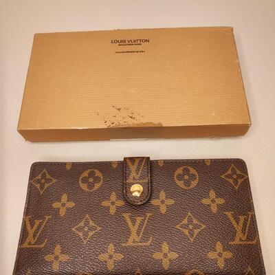 43b - Louis Vuitton Wallet #2