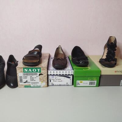75 - Shoe Collection