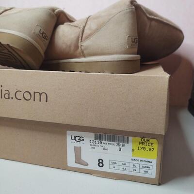 77 - Ugg Boots