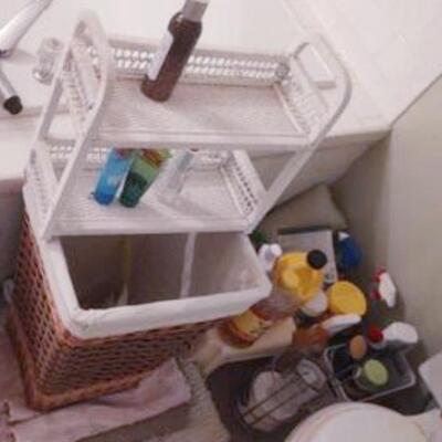 91 - Wicker Baskets & Cleaning Supplies