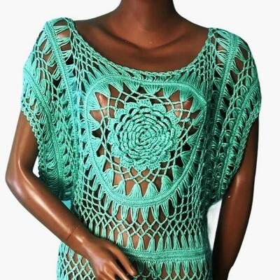 Vtg Open Crochet Boho Top Dolman sleeves 