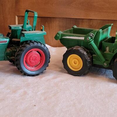 Lot 104: Plastic Tonka Tractor Toy & John Deer Toy
