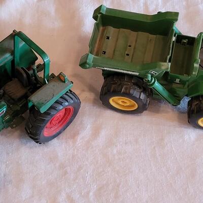 Lot 104: Plastic Tonka Tractor Toy & John Deer Toy