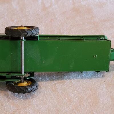 Lot 109: Vintage John Deer Tractor Spreader