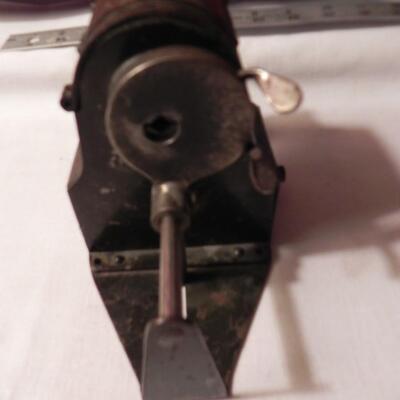 LOT 40 VINTAGE PENCIL SHARPENER & CODER