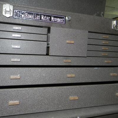 LOT 22  KENNEDY TOOL CHEST 