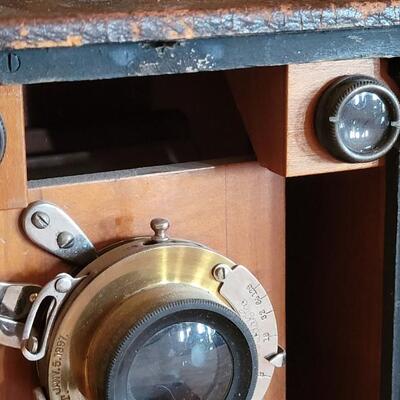 Lot 113:  Eastman Kodak No.4 Bulls Eye Special 4x5 Camera Bausch Lomb Rapid Rectilinear