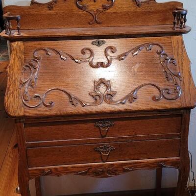 Lot 116: Antique Secretary 