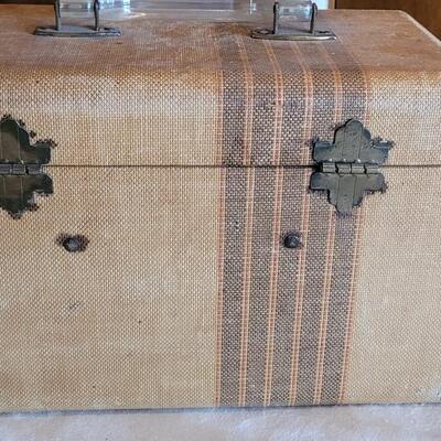 Lot 125: (2) Vintage Small Train Cases