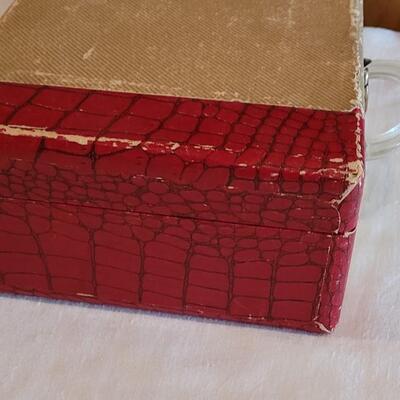 Lot 125: (2) Vintage Small Train Cases