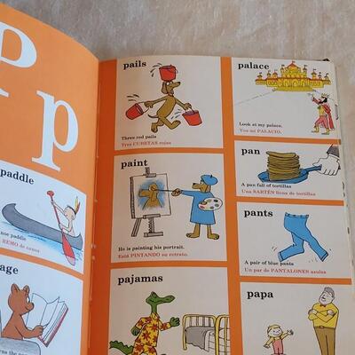 Lot 127: 1939 Hansel & Gretel and Dr. Seuss Spanish Dictionary 