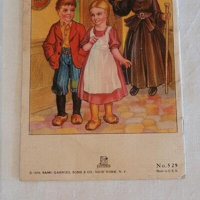 Lot 127: 1939 Hansel & Gretel and Dr. Seuss Spanish Dictionary 